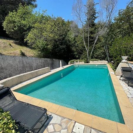 Studio En Bas De Villa Avec Piscine Proche Bord De Mer Cagnes-sur-Mer Buitenkant foto