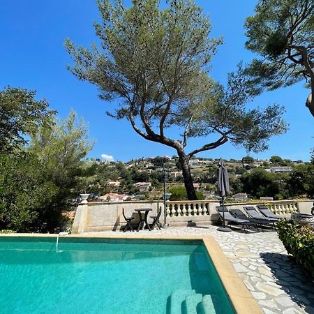 Studio En Bas De Villa Avec Piscine Proche Bord De Mer Cagnes-sur-Mer Buitenkant foto